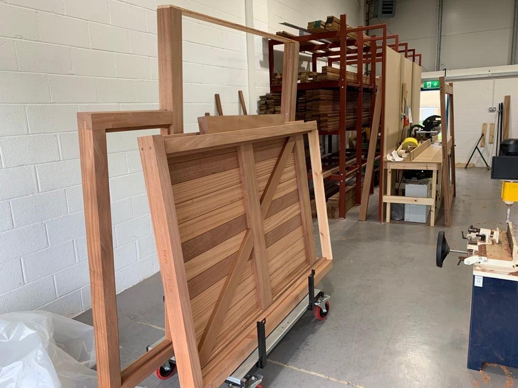 Unit+1+pic+with+gates+on+trolley-800h